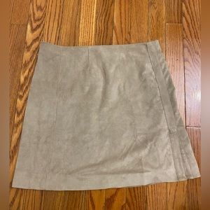 Tan Guess suede mini skirt